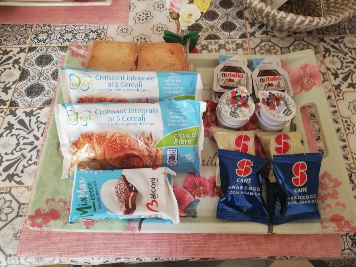 B&B Sotto Le Torri Albenga Eksteriør billede